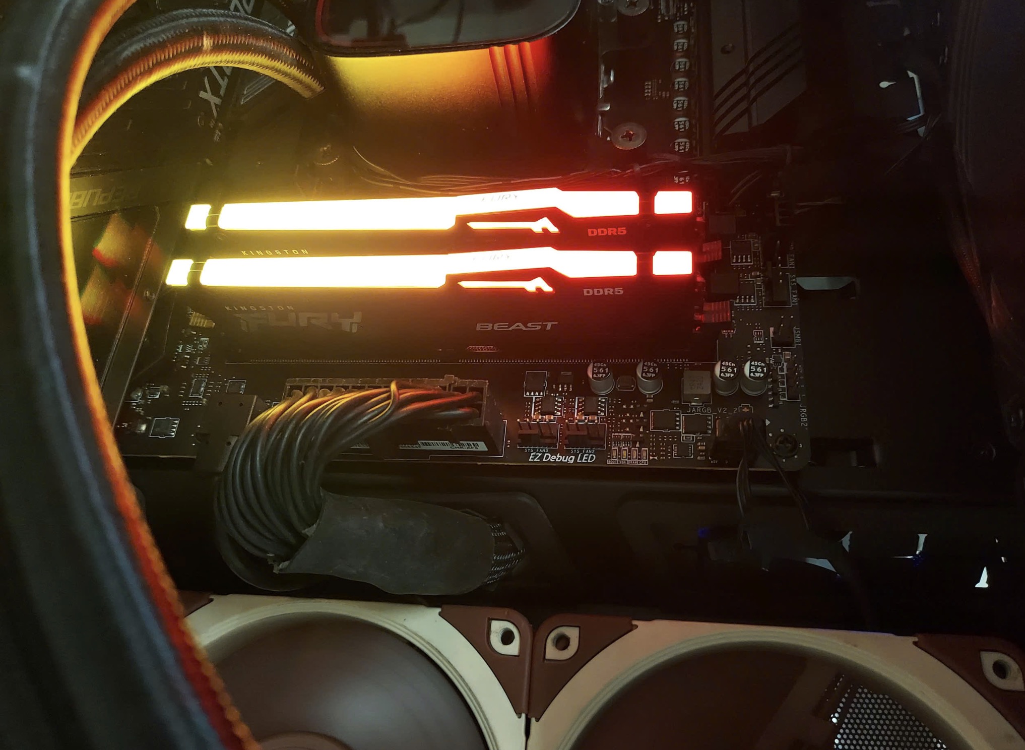 Tối ưu hiệu suất PC với combo nâng cấp Kingston KC3000 1TB và FURY Beast RGB 32GB