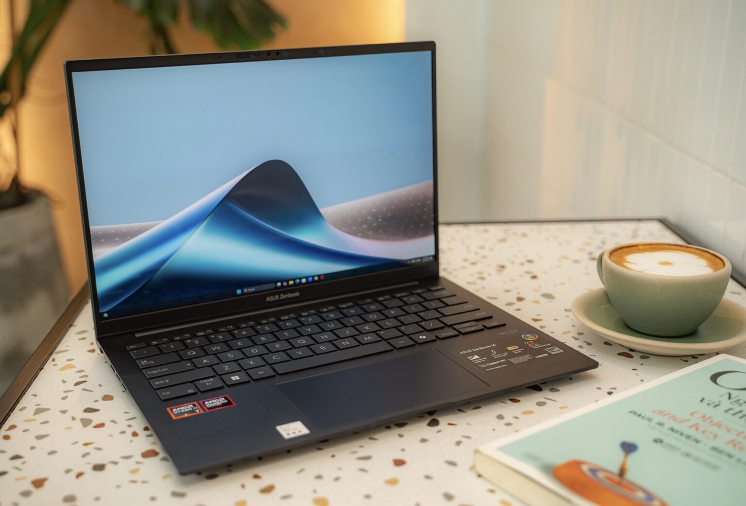 ASUS ra mắt laptop AI mới tại Việt Nam với thiết kế siêu nhẹ và hiệu suất tối ưu