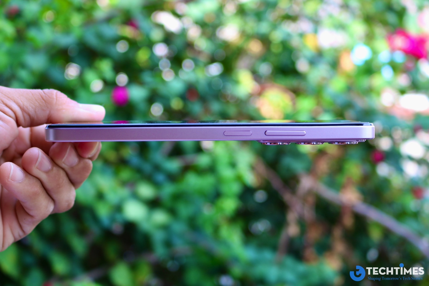 realme C75x TechTimes 20 TechWire Vietnam Đánh giá Realme C75x: Độ bền IP69, pin 5600mAh, sạc nhanh 45W và hơn thế nữa
