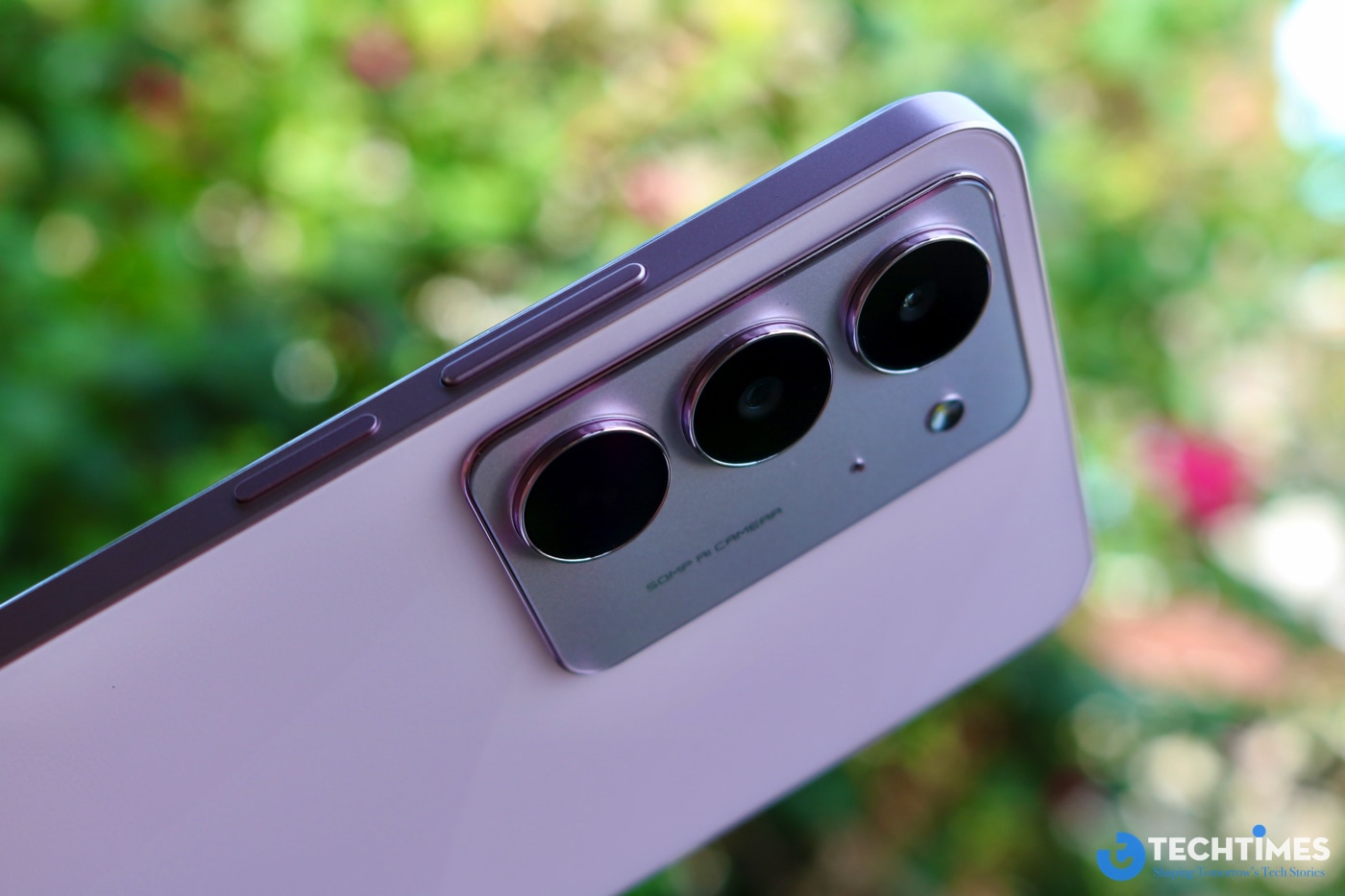 realme C75x TechTimes 23 TechWire Vietnam Đánh giá Realme C75x: Độ bền IP69, pin 5600mAh, sạc nhanh 45W và hơn thế nữa