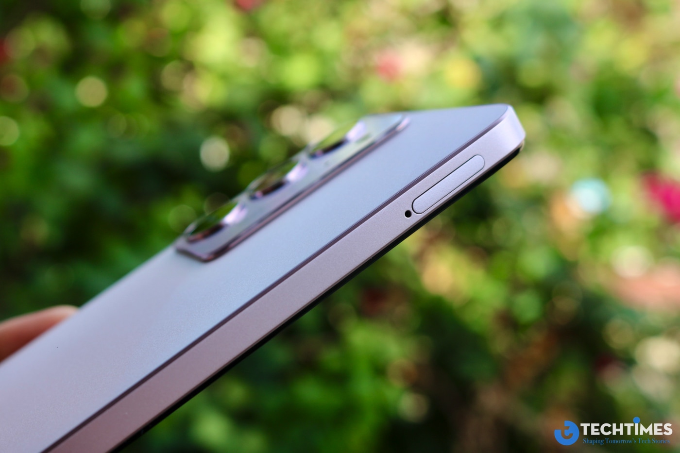 realme C75x TechTimes 24 TechWire Vietnam Đánh giá Realme C75x: Độ bền IP69, pin 5600mAh, sạc nhanh 45W và hơn thế nữa