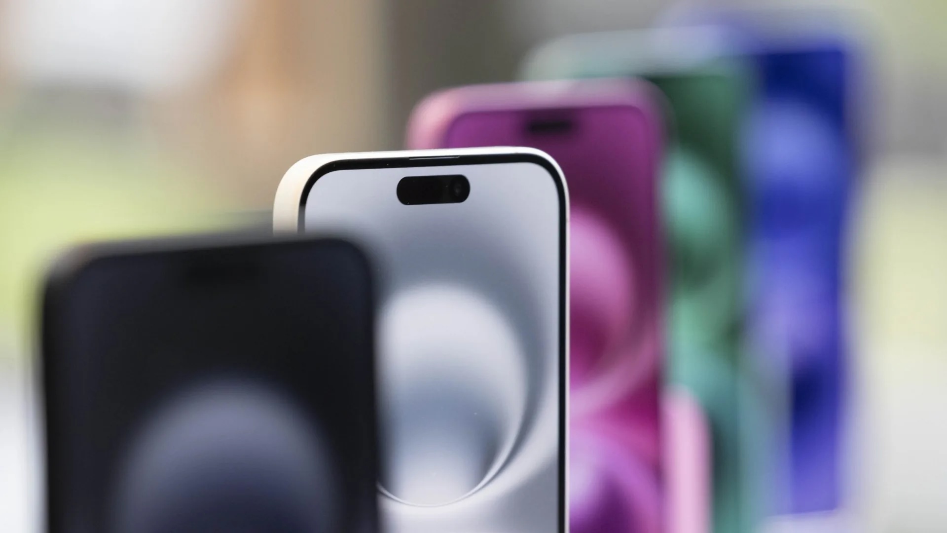 Apple có thể thay đổi lịch ra mắt iPhone từ năm 2026, chia dòng Pro và tiêu chuẩn theo mùa