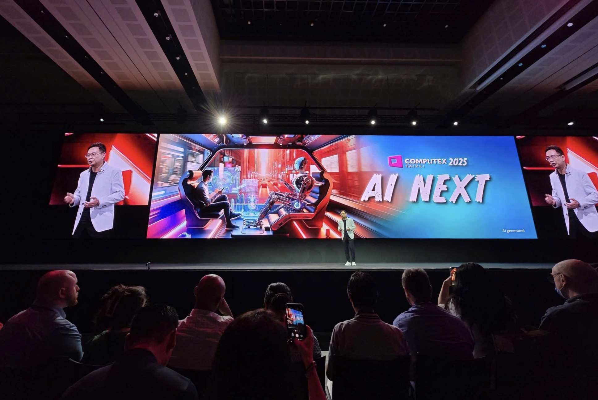 COMPUTEX 2025 khai mạc: Hơn 1.400 doanh nghiệp toàn cầu quy tụ, bùng nổ xu hướng AI mới