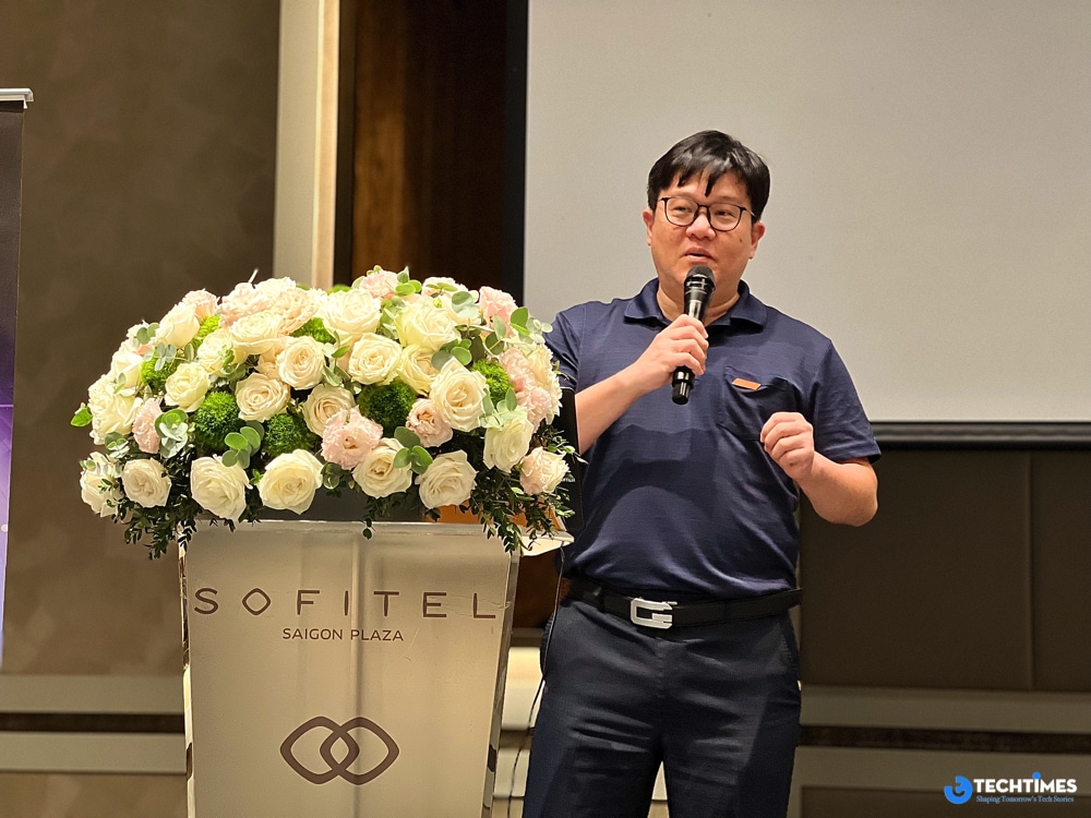 Ông Lucas Chen – Giám đốc Sản phẩm Cấp cao, Bộ phận IoT