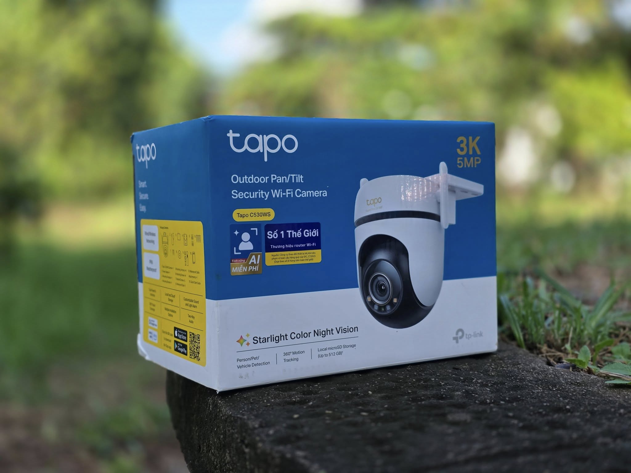 Hộp sản phẩm khá đầy đủ thông tin, tính năng và thông số kỹ thuật sản phẩm.