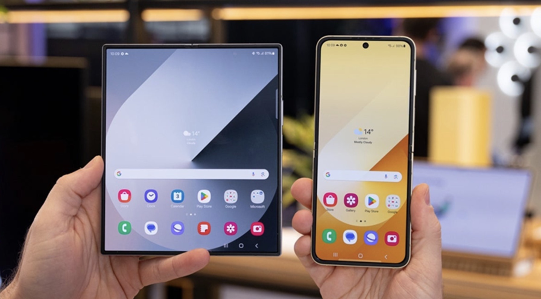 Điểm nhấn là chương trình ưu đãi 6 tháng miễn phí Google AI Pro (Gemini Advanced) trị giá 120 USD, bao gồm 2TB lưu trữ đám mây và truy cập các tính năng AI cao cấp, được áp dụng cho các flagship như Z Fold7 và Z Flip7.