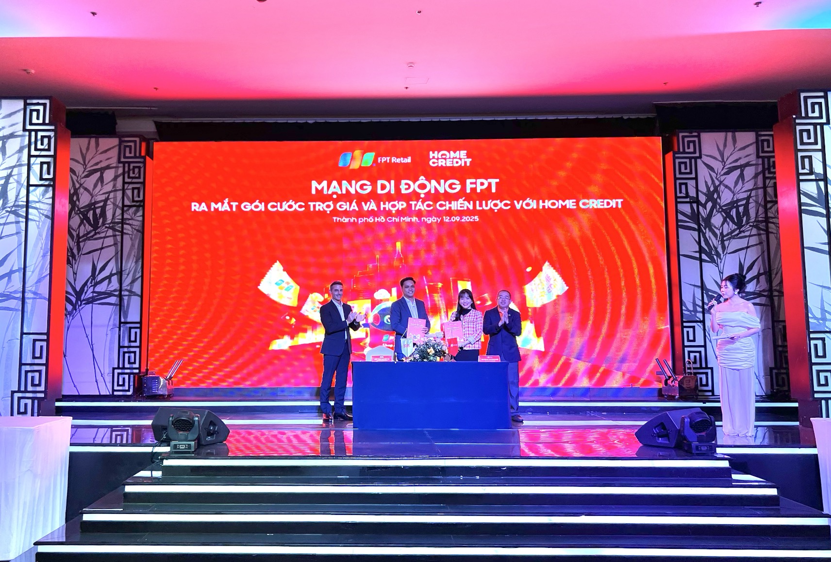 FPT Shop hợp tác mạng di động FPT và Home Credit: Trợ giá thiết bị đến 2,5 triệu đồng, trả góp 0%