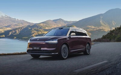 1762023884 71 Loi nhuan rong cua SERES trong ba quy dau tien TechWire Vietnam Lợi nhuận ròng của SERES trong ba quý đầu tiên đạt 5,312 tỷ nhân dân tệ, trở thành nhà sản xuất NEV cao cấp đầu tiên niêm yết trên "A+H"