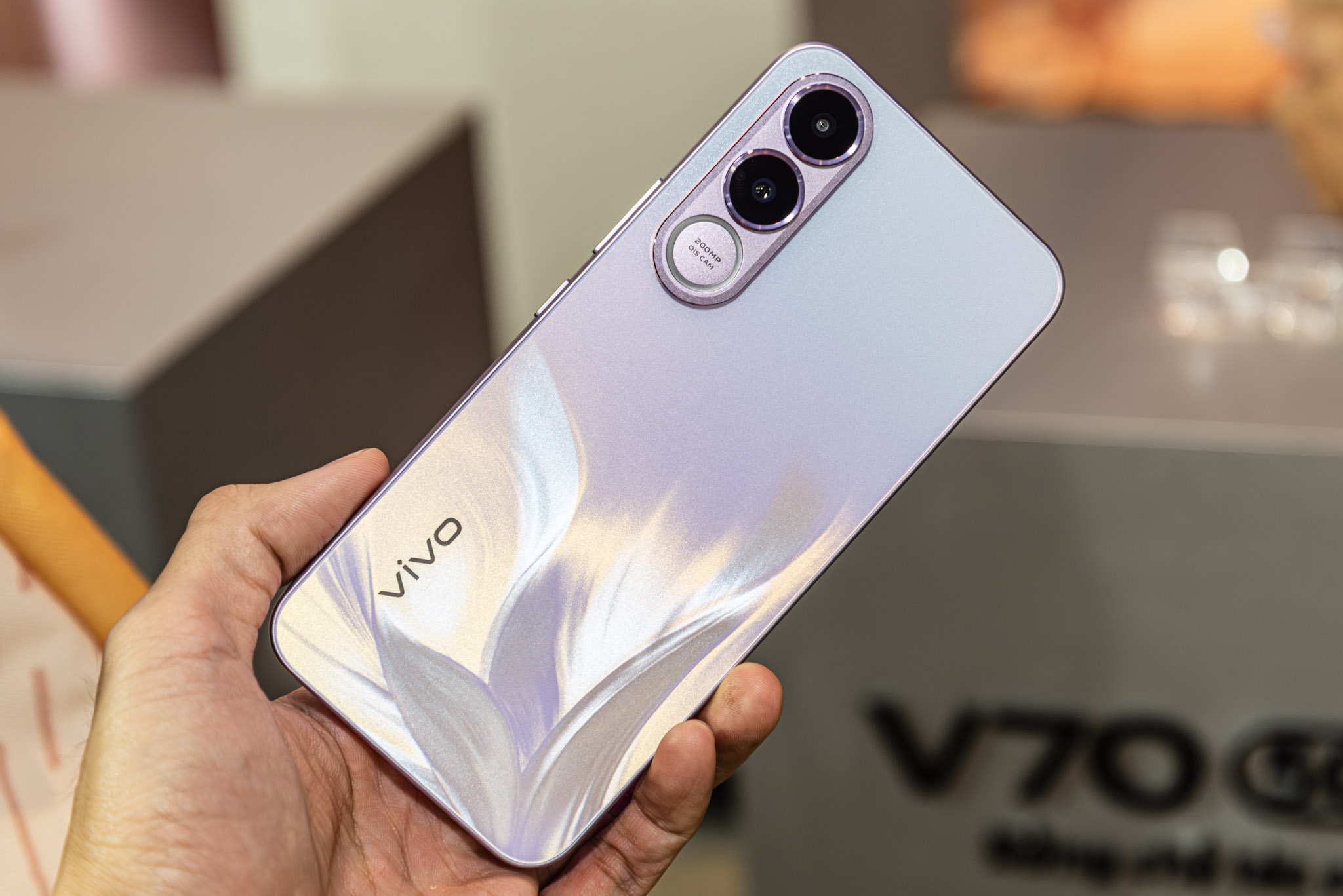 vivo v70 fe gia 13990000 techwire 12 TechWire Vietnam vivo V70 & V70 FE: Camera ZEISS, pin BlueVolt 7000 mAh