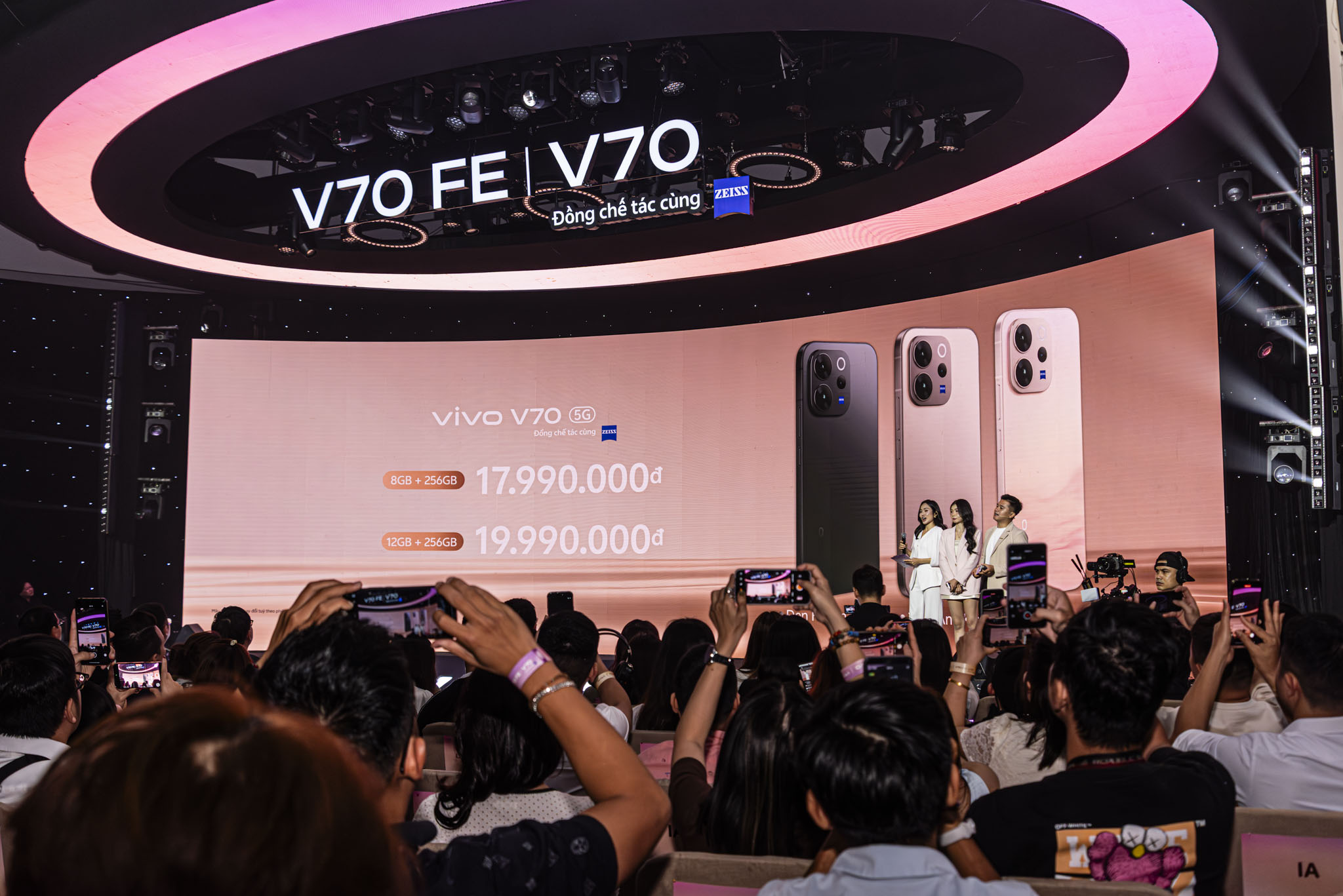 vivo v70 fe gia 13990000 techwire 18 TechWire Vietnam vivo V70 & V70 FE: Camera ZEISS, pin BlueVolt 7000 mAh
