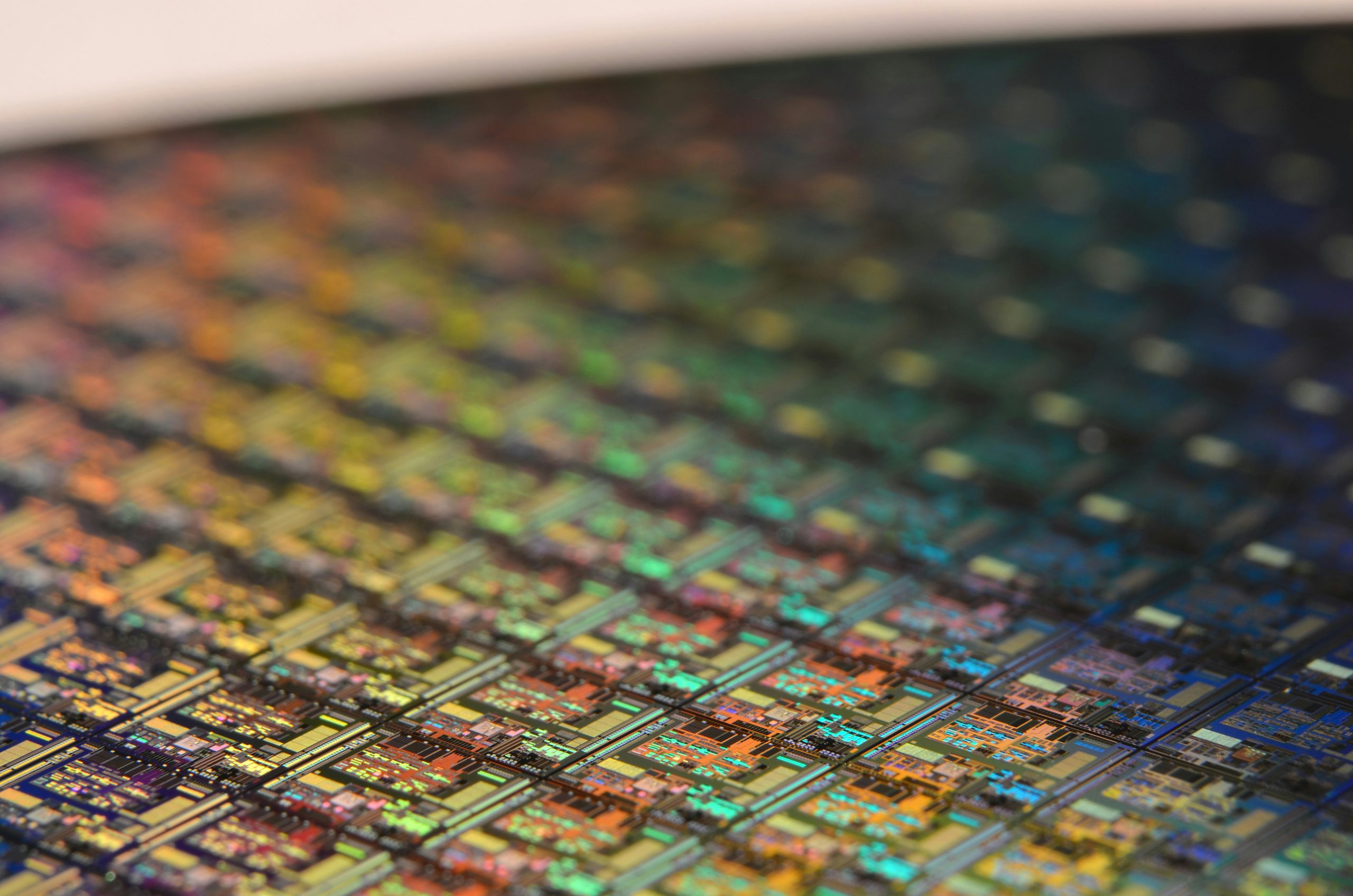 Nỗ lực tự cung cấp chip của Trung Quốc lần này là có thật – nhưng mục tiêu đã từng ở đây trước đây Photo by Laura Ockel/Unsplash