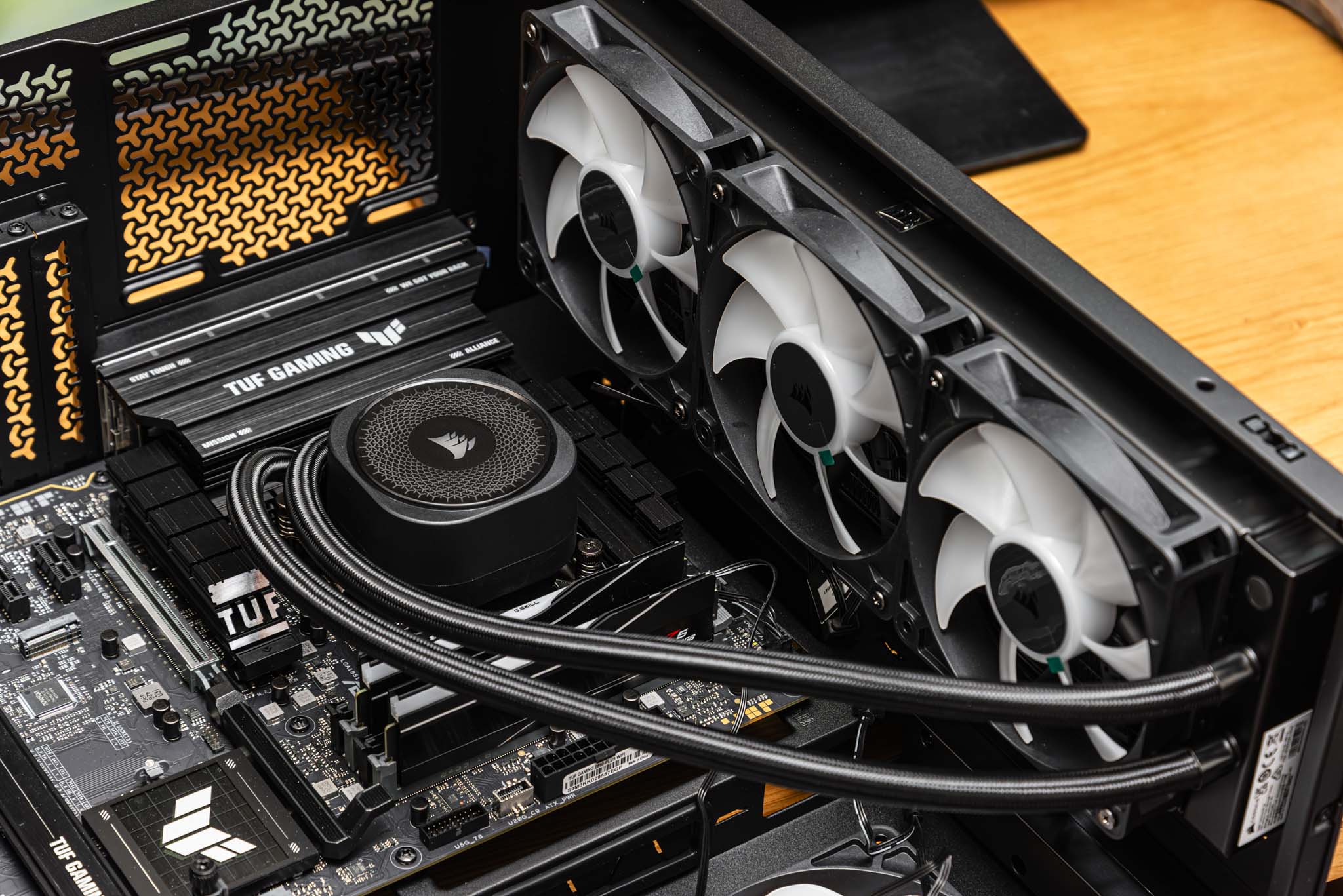 Đánh giá tản nhiệt nước AIO CORSAIR NAUTILUS 360 RS ARGB CORSAIR NAUTILUS 360 RS ARGB