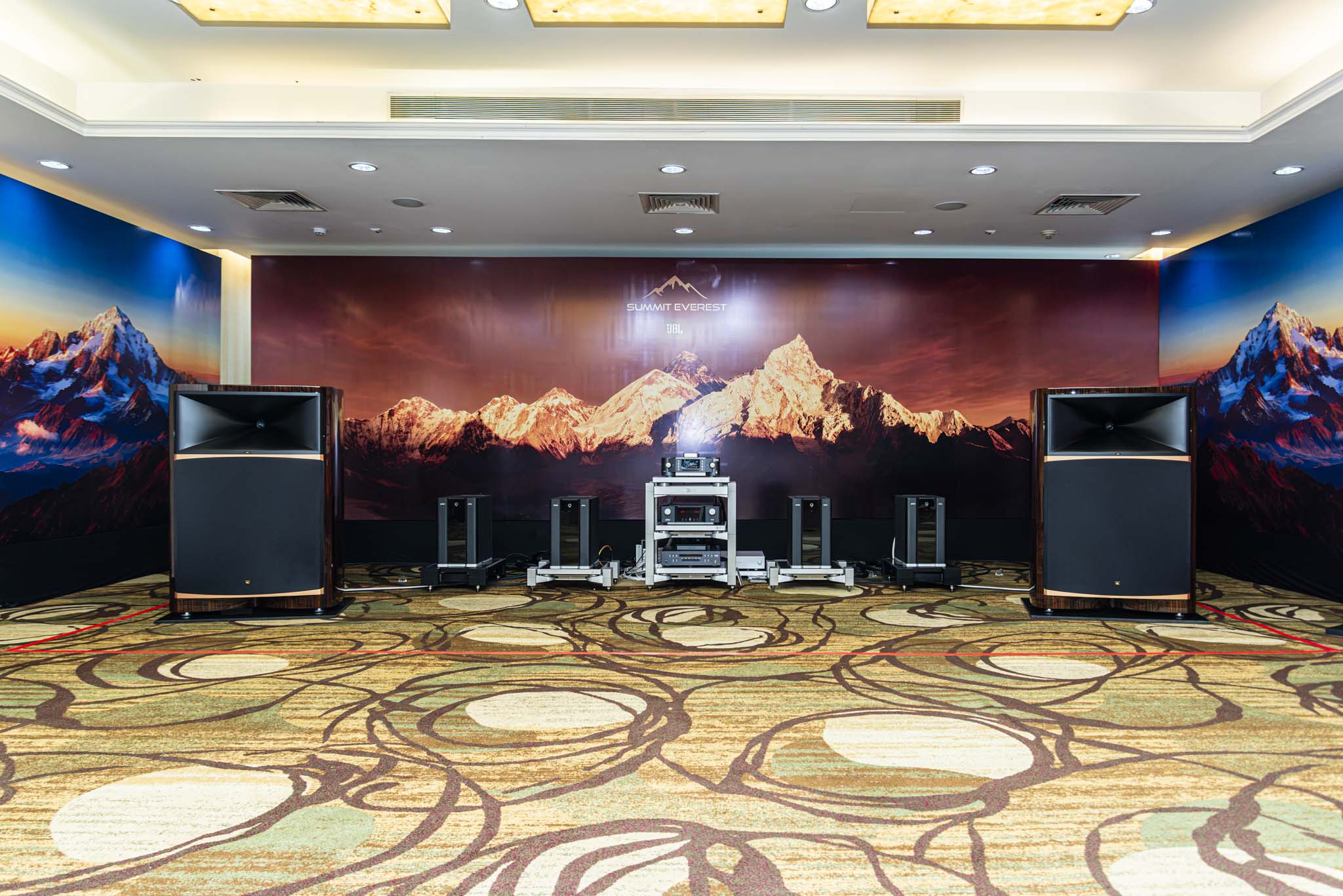 avshow 26 khai mac techwire 54 TechWire Vietnam AVSHOW 26 khai mạc tại Sài Gòn: Loa tiền tỷ cùng các thương hiệu âm thanh quốc tế